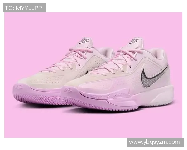 足球球星选择低帮与高帮鞋款的不同风格与性能分析